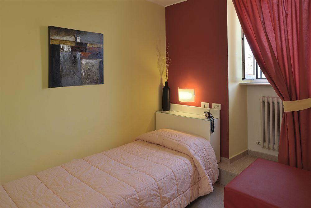 Hotel Eden Перуджа Экстерьер фото