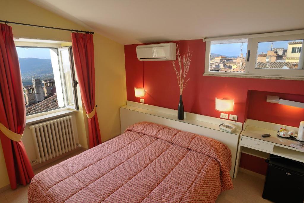 Hotel Eden Перуджа Экстерьер фото